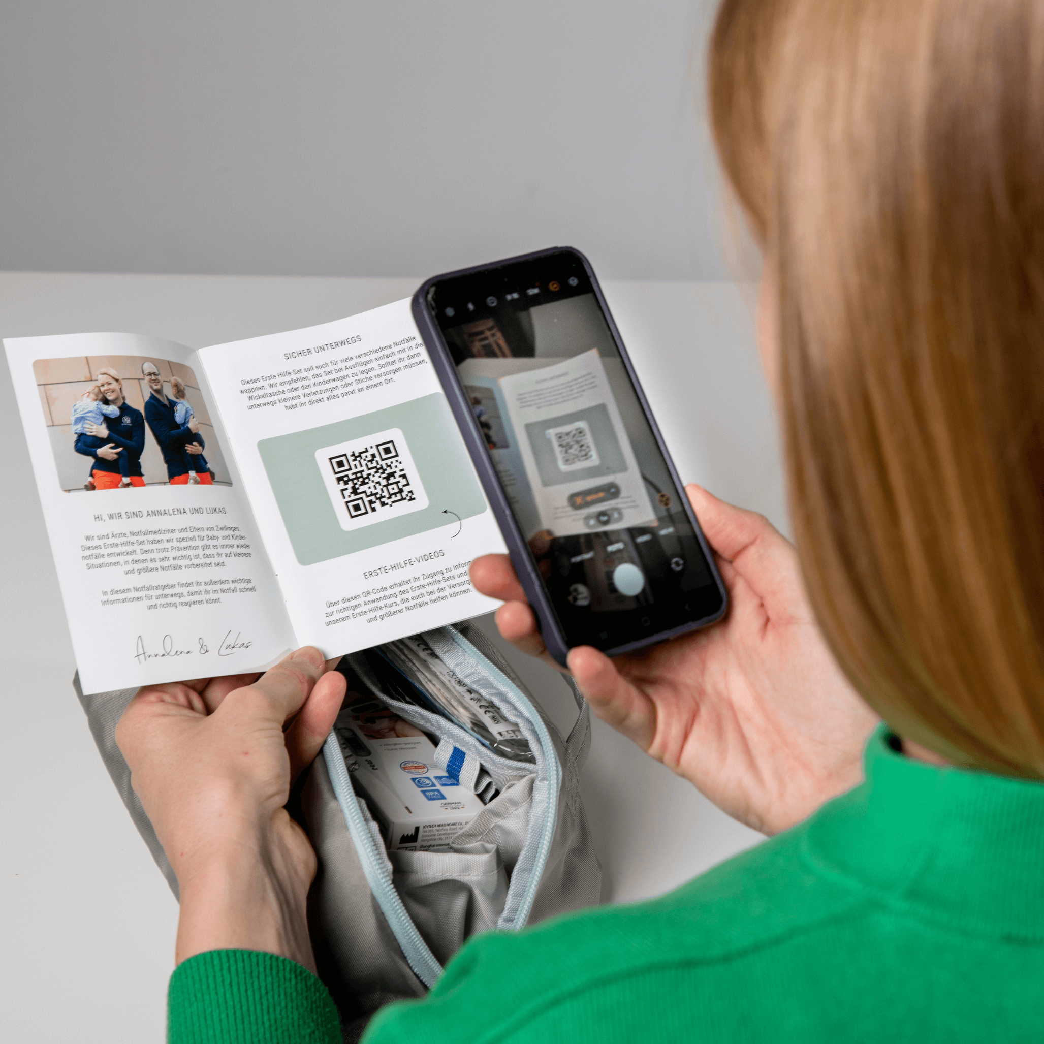 Produktfoto Erste-Hilfe Tasche mit QR Code