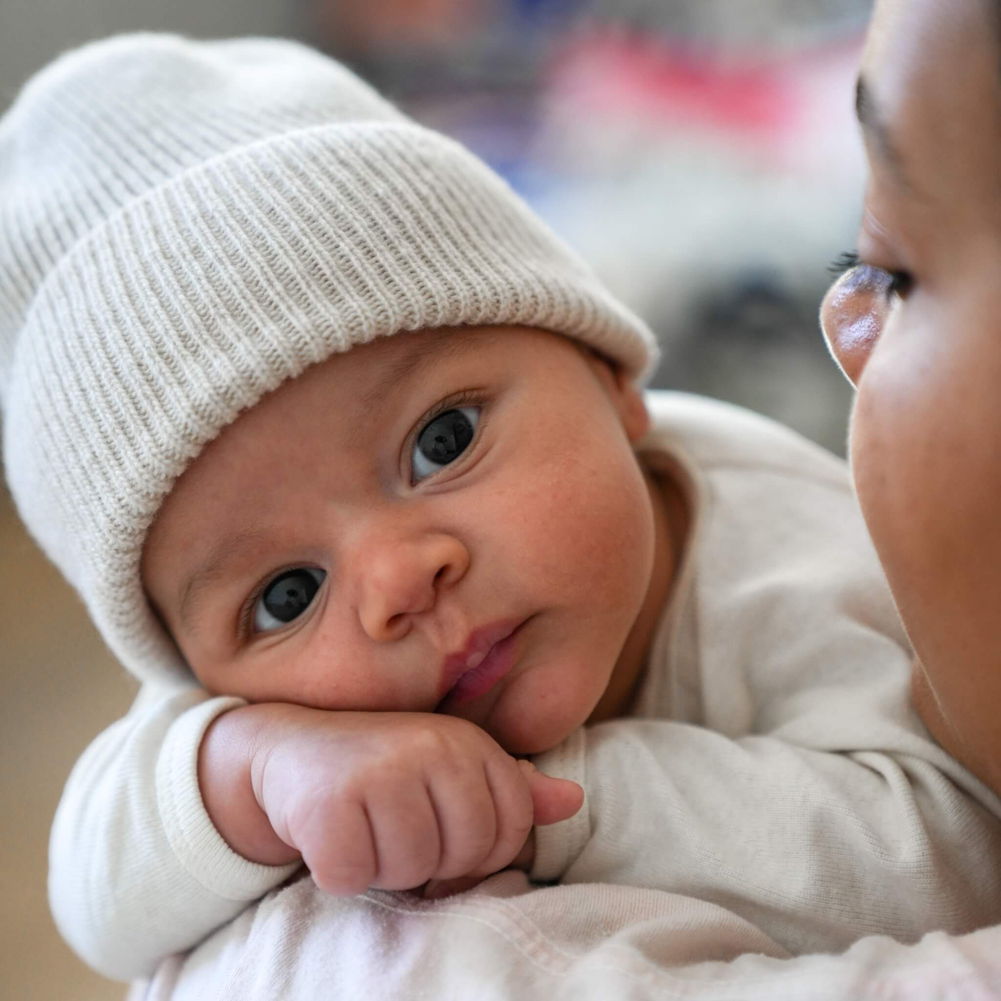 Babybox Set – Beanie & Kuscheldecke aus Wolle & Kaschmir