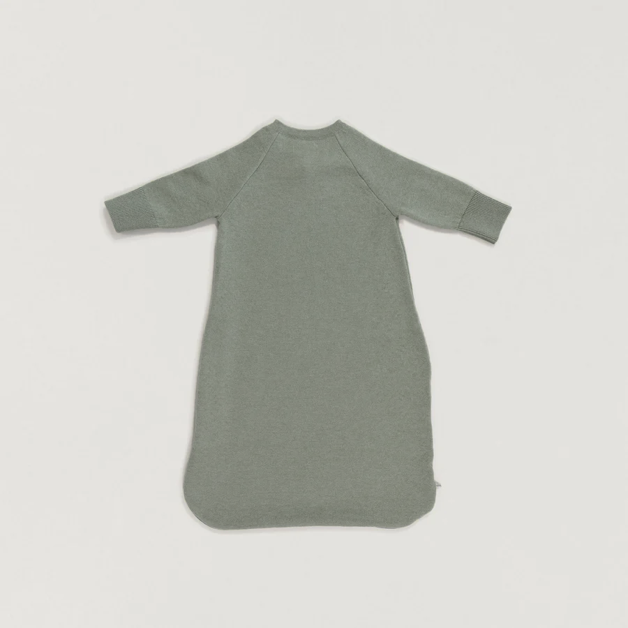 Produktfoto Babyschlafsack aus der Babybox Collection in dusty green hinten