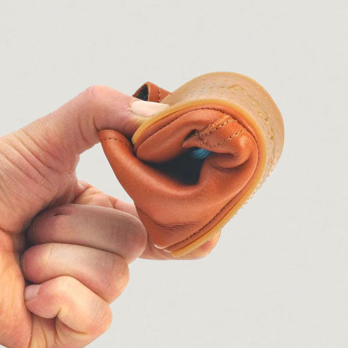 Lieblinge ökologische Lauflernschuhe schadstofffrei Dessertboots für Laufstarter Ansicht mit Naturkautschuksohle #farbe_cognac