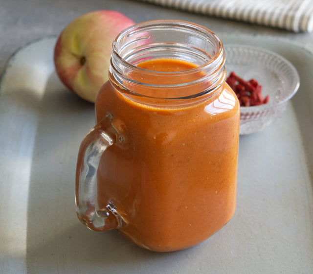Foto mit orangenem Smoothie
