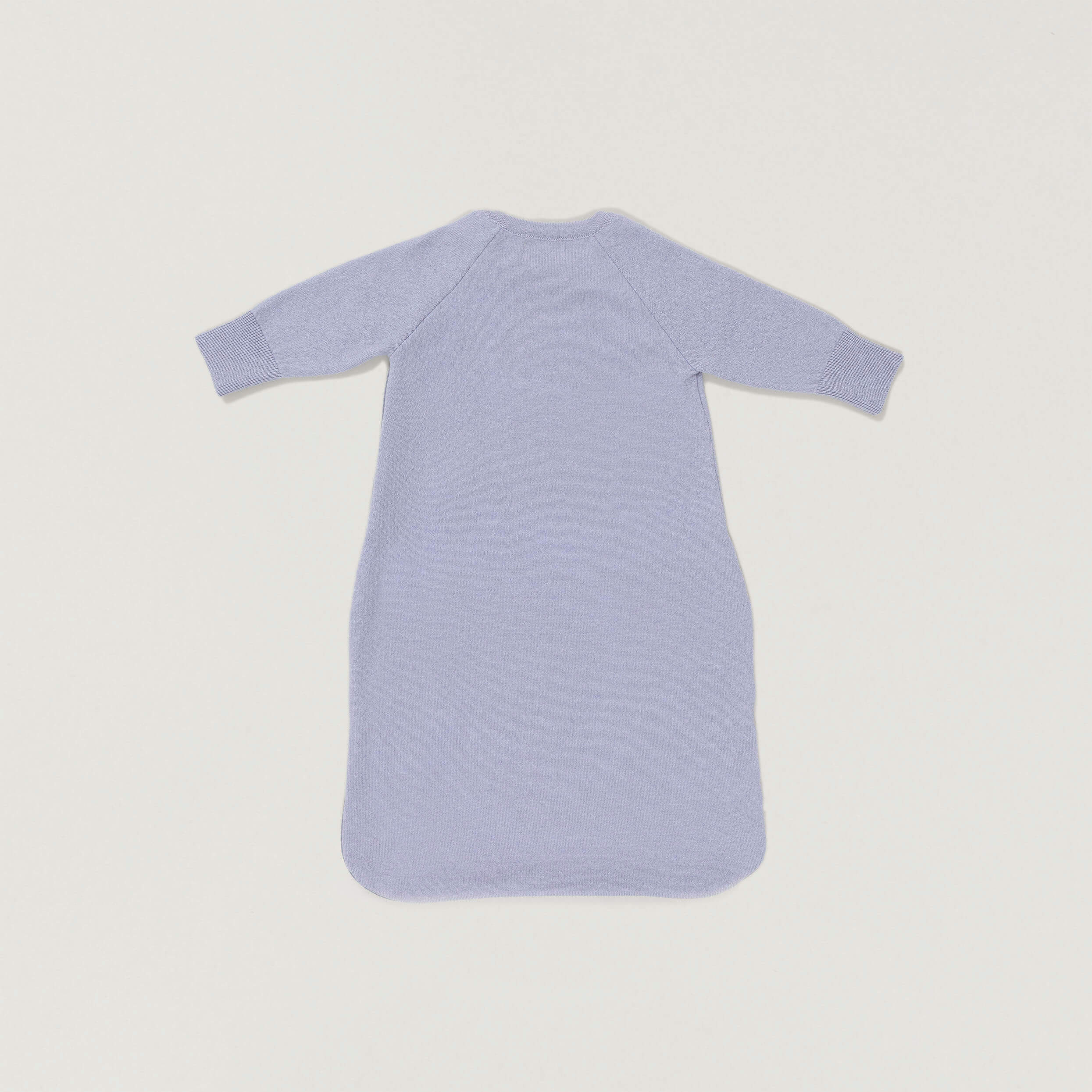 #HIDDENProduktfoto Babyschlafsack aus der Babybox Collection in dusty blue hinten