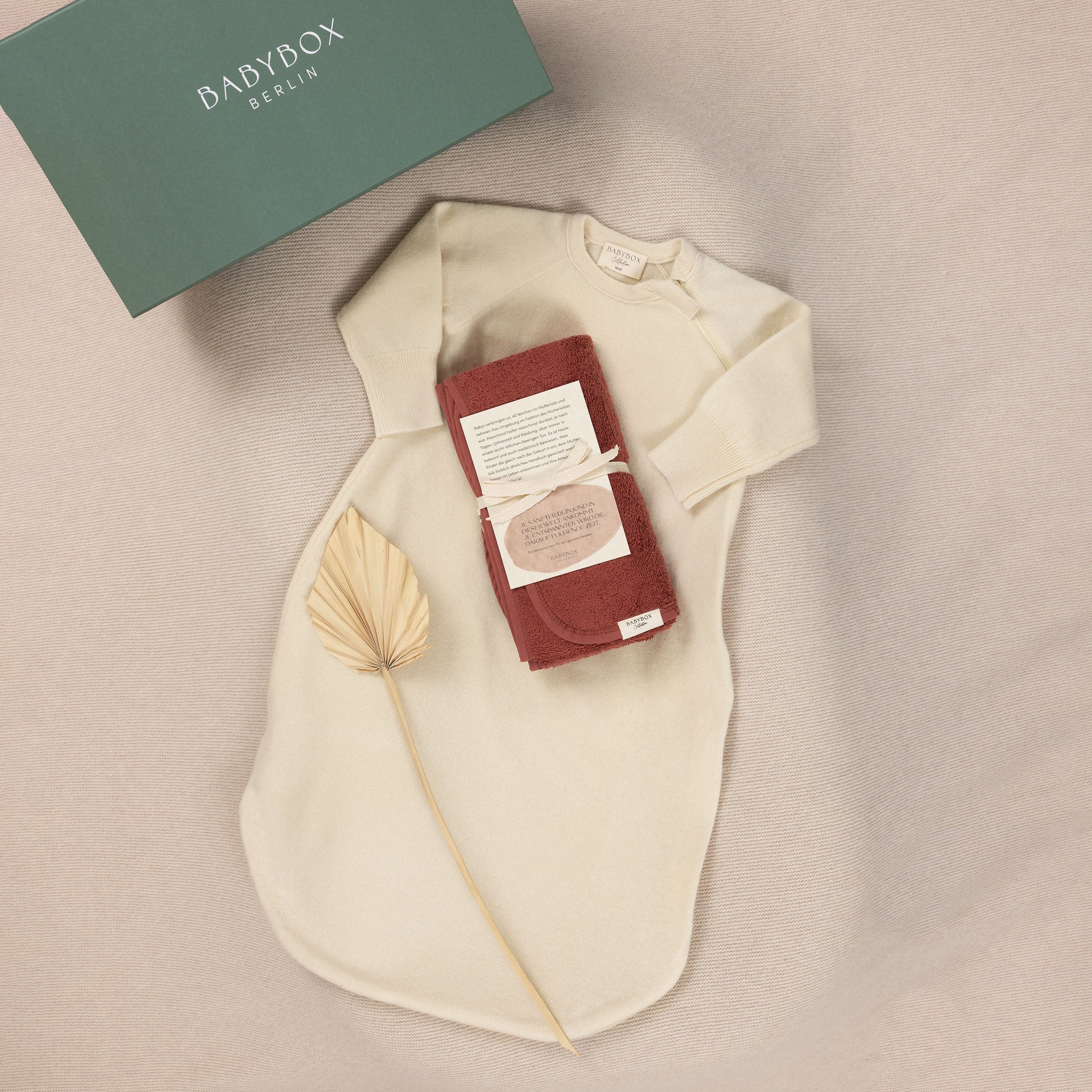 Babybox Schlafsack Creme + Geburtshandtuch
