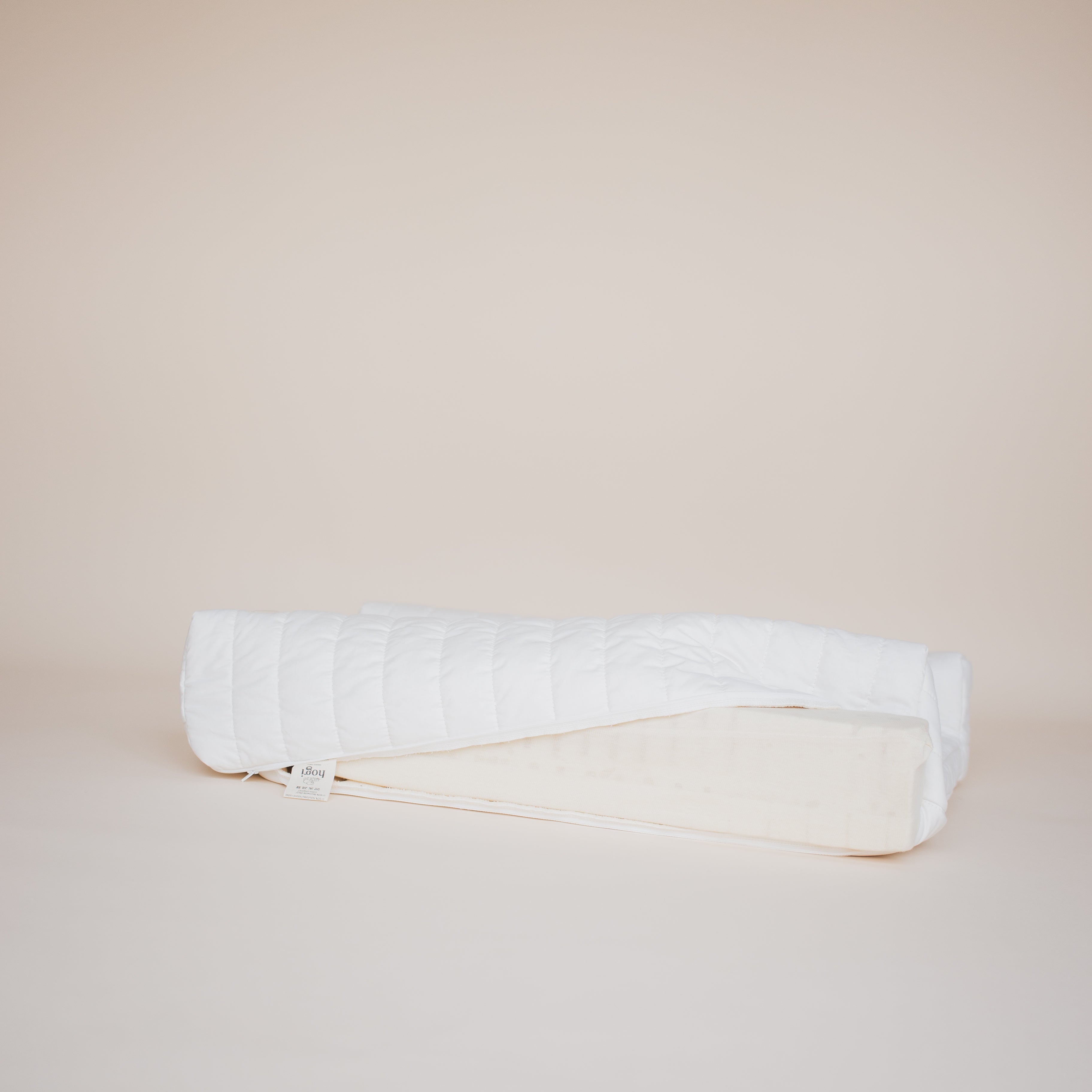 Wickelauflage aus Naturlatex-Kern mit Keil