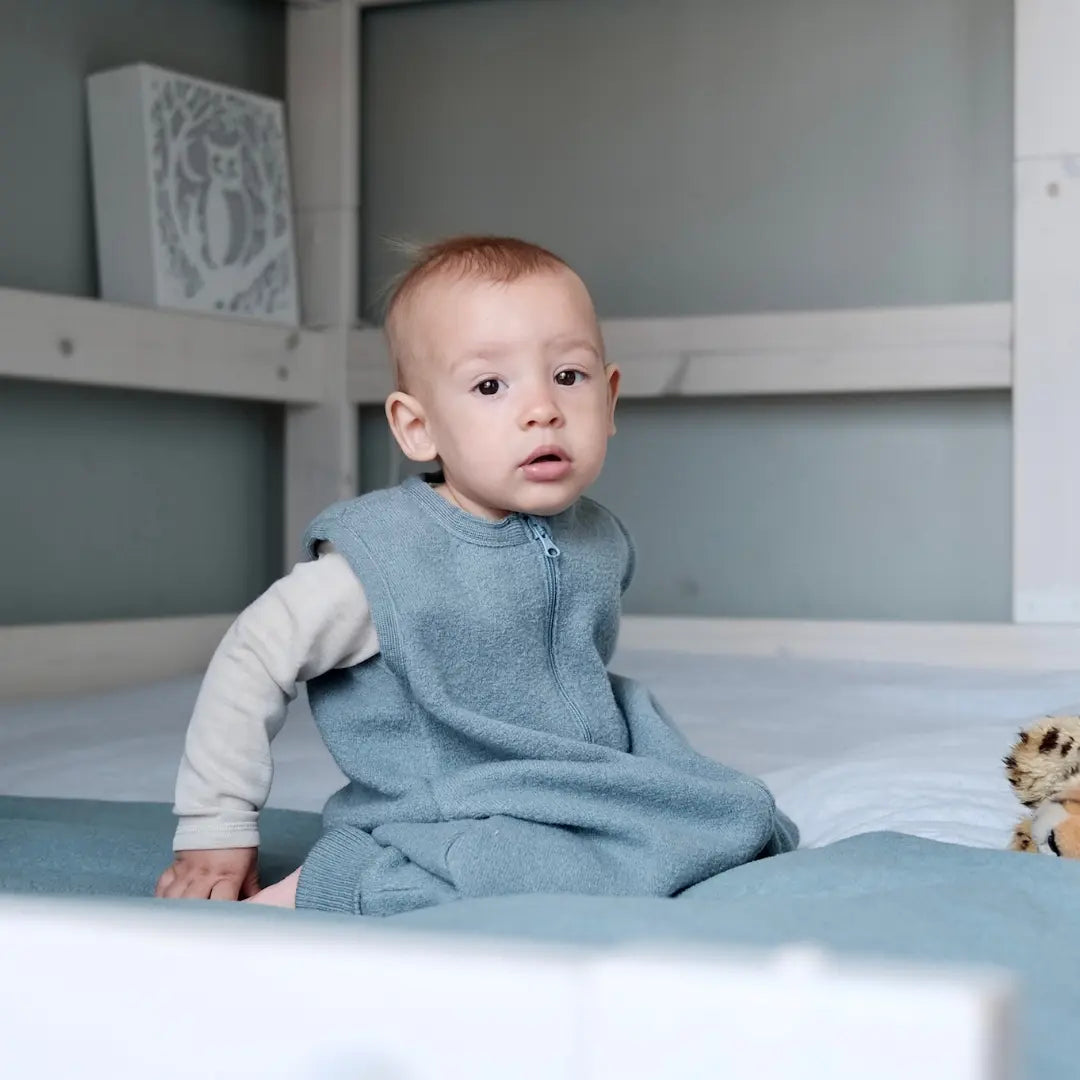 Schlafsack mit Bein ohne Arm aus Wollwalk - Limited Edition BabyBox Collection