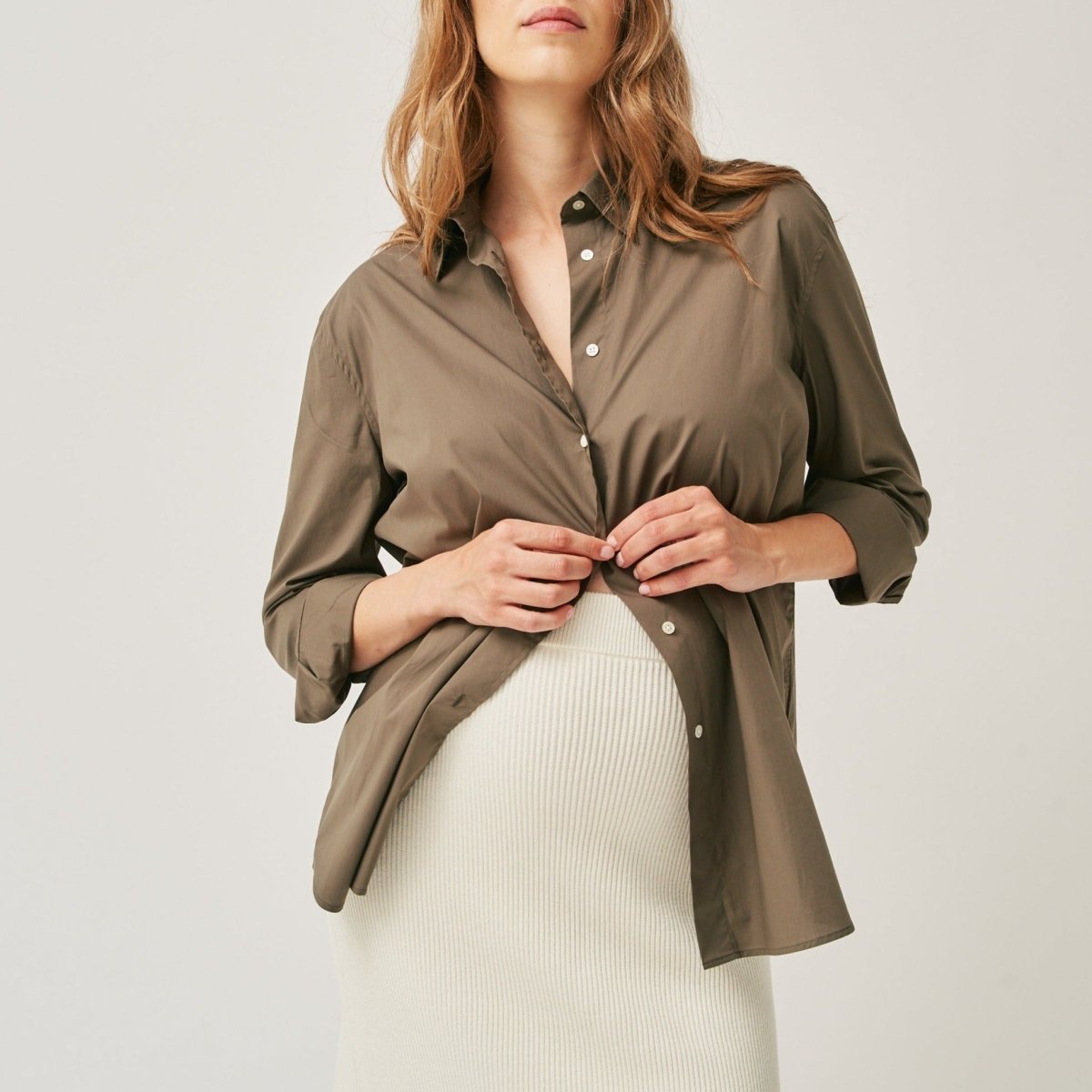 The Oversized Poplin Shirt - Olive