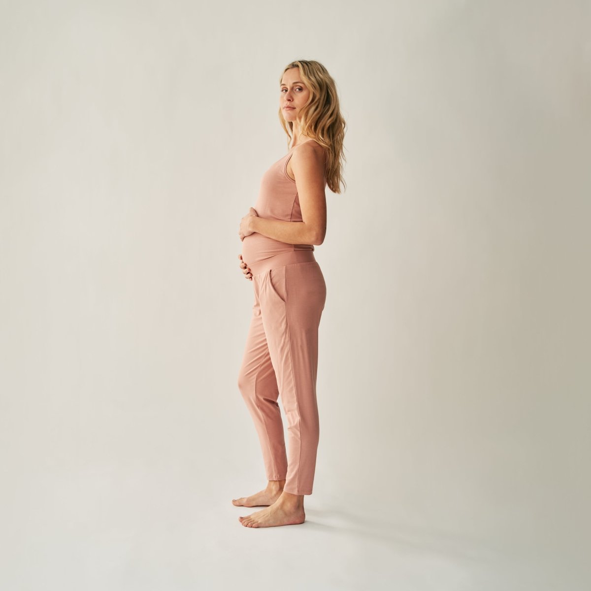 Produktfoto Tank Top blush von der Seite