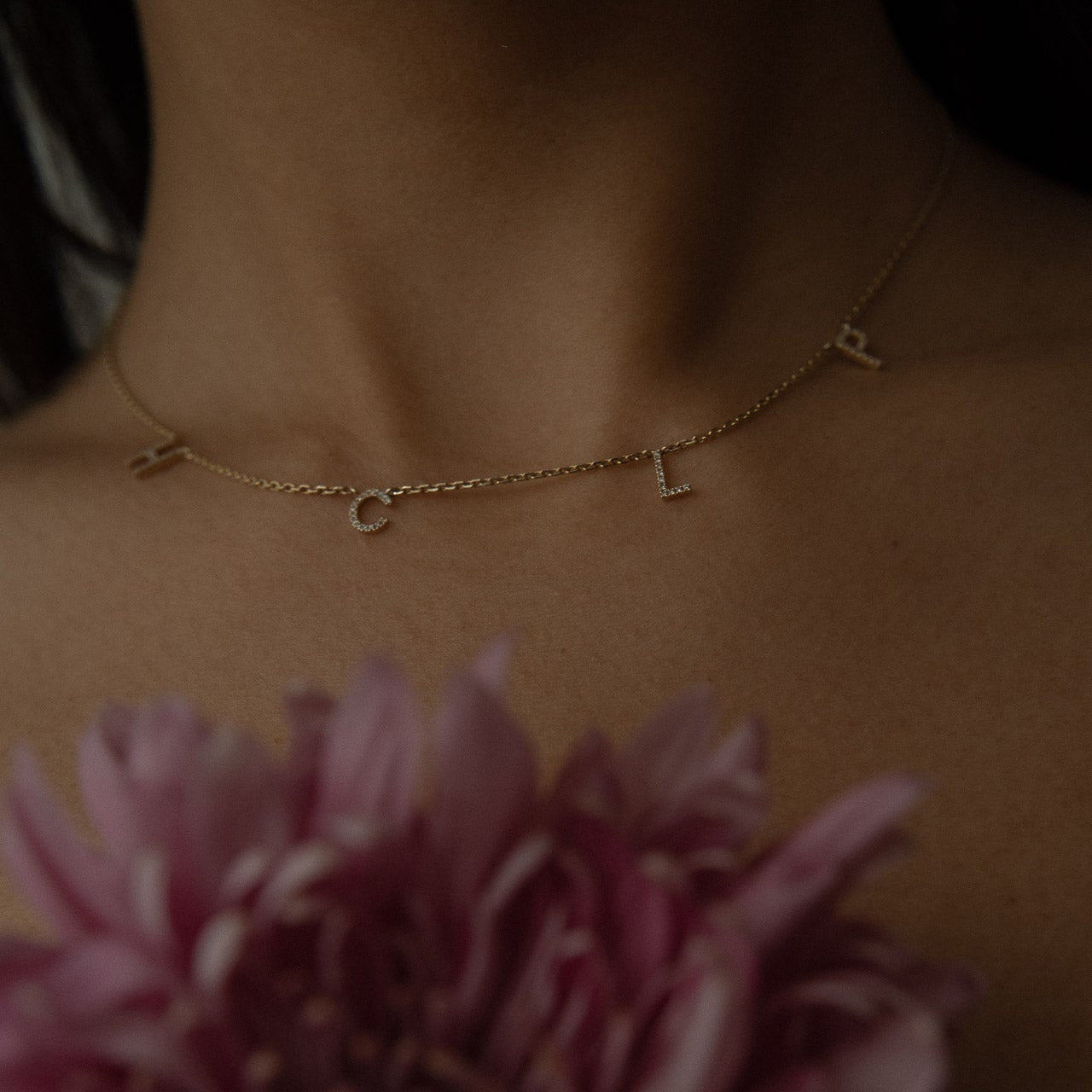 April-First-Berlin-Fine-Jewelry-Sissy-Necklace-Letter-Gold-Diamonds