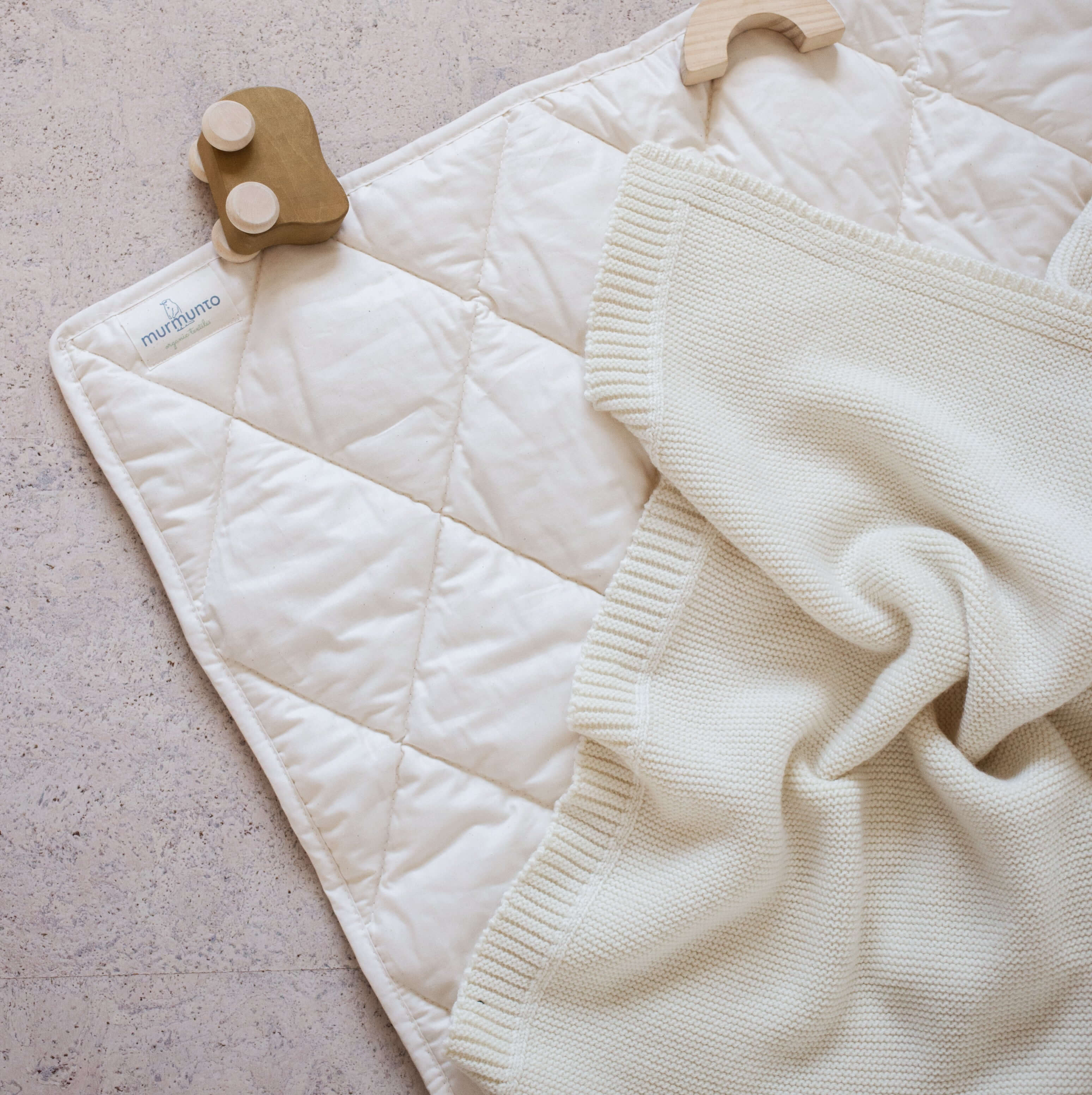 Produktfoto Babydecke natur mit Krabbeldecke