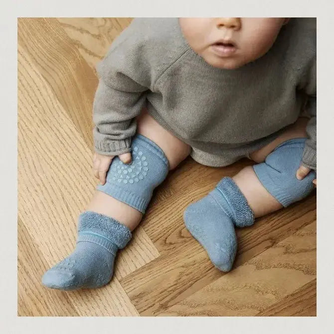 Babybox and Family Go Baby Go Knieschoner aus Baumwolle misty-plum-gbg #farbe_