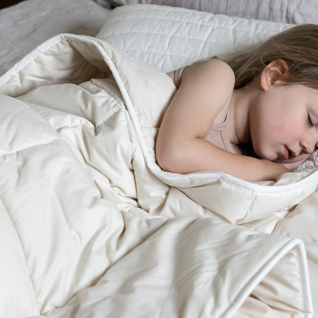 Kids’ duvet made from organic sheep’s wool – sustainable & breathable