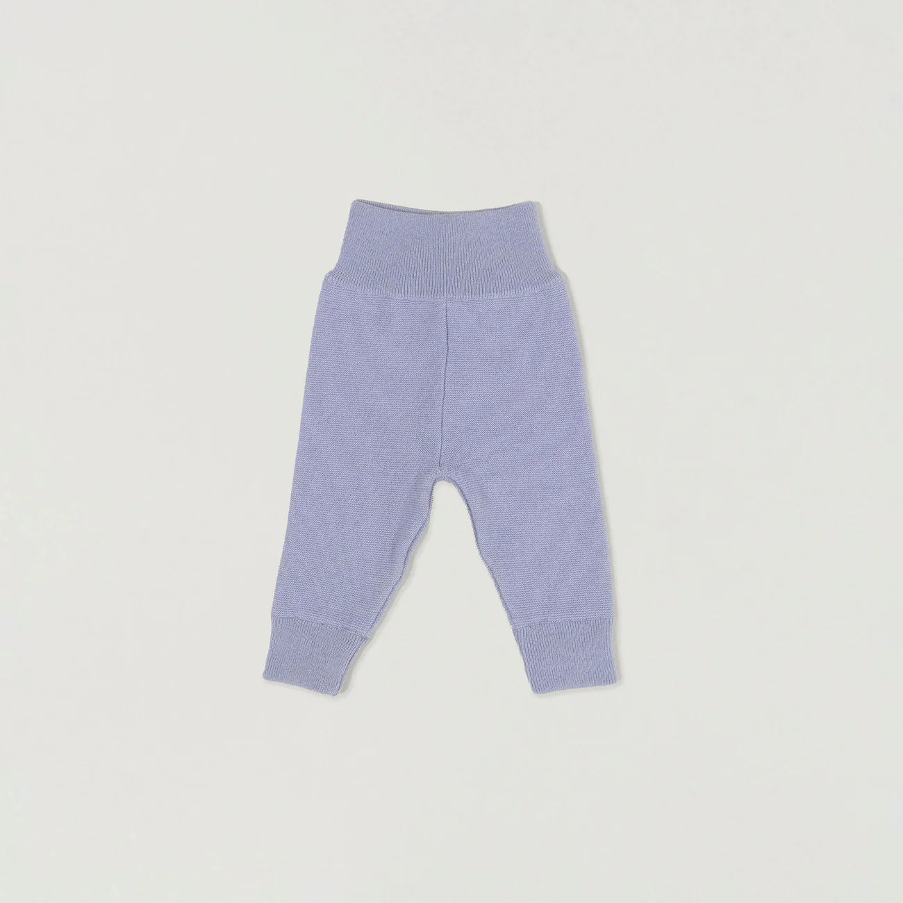 Starter kit in delicate blue and cream tones - baby box with trousers as a gift