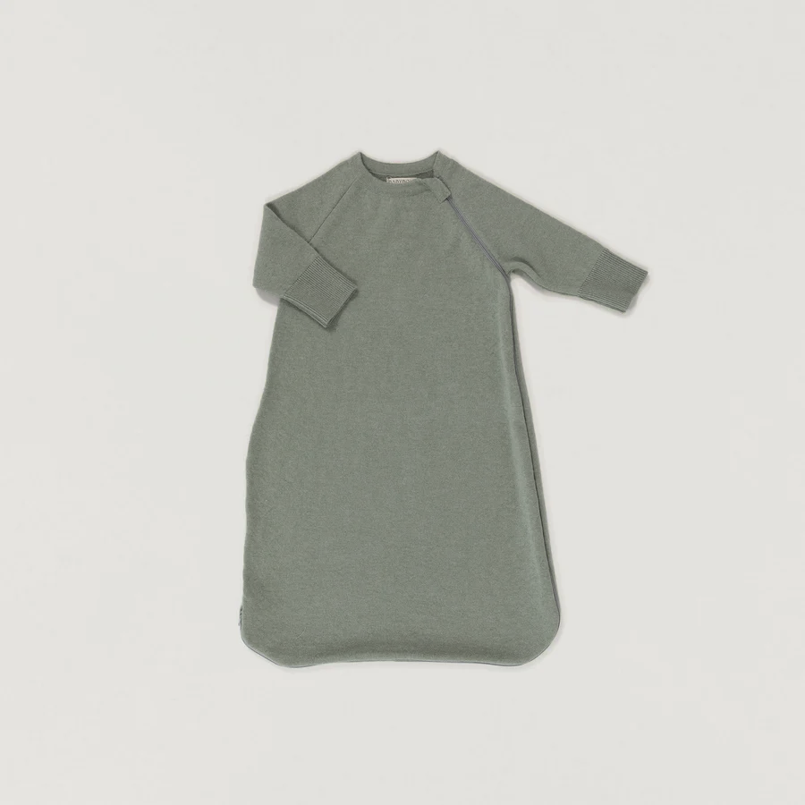 Produktfoto Babyschlafsack aus der Babybox Collection in dusty green