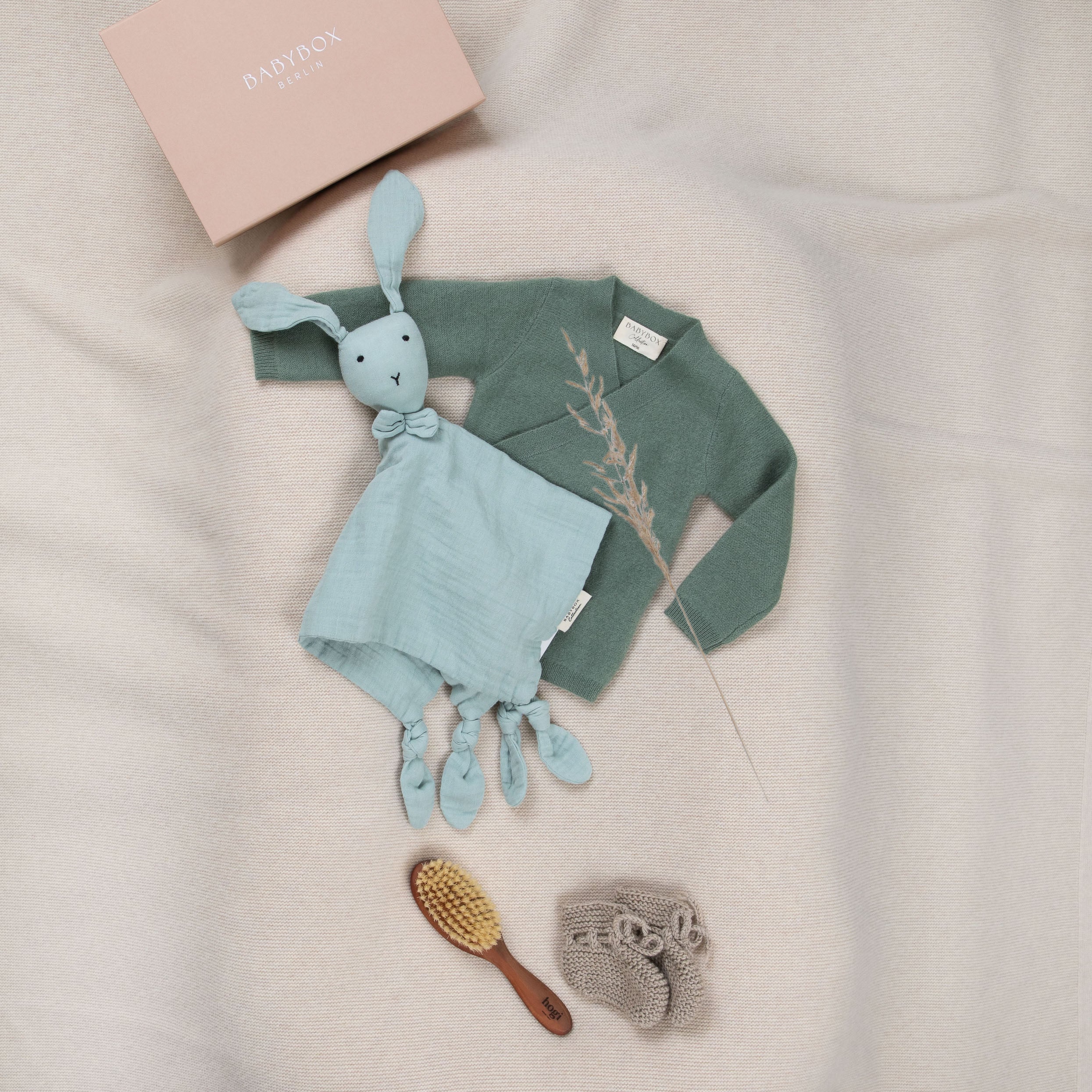 Cuddle Friends – Babybox in Sage & Mint
