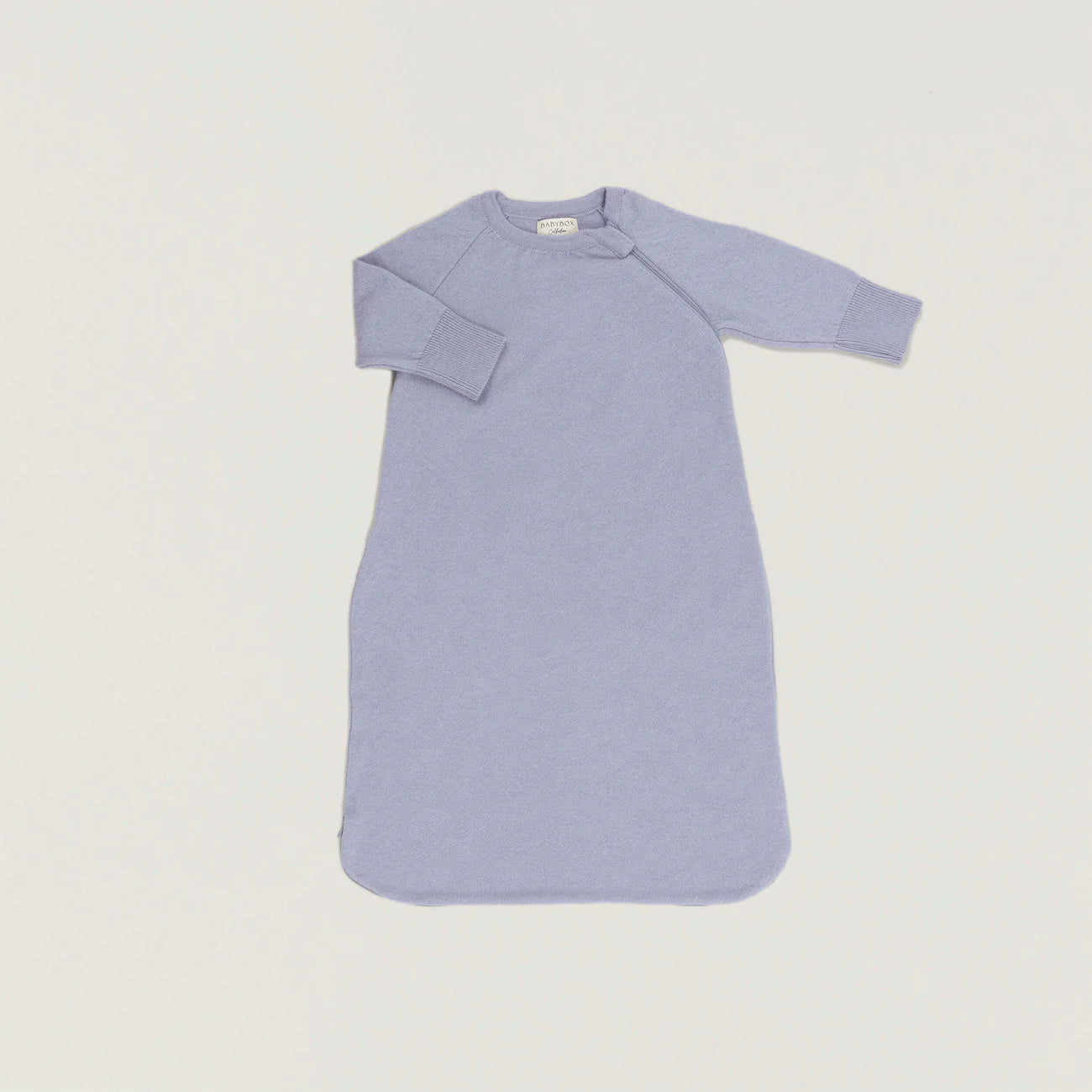 Starter kit in delicate blue and cream tones - baby box with trousers as a gift
