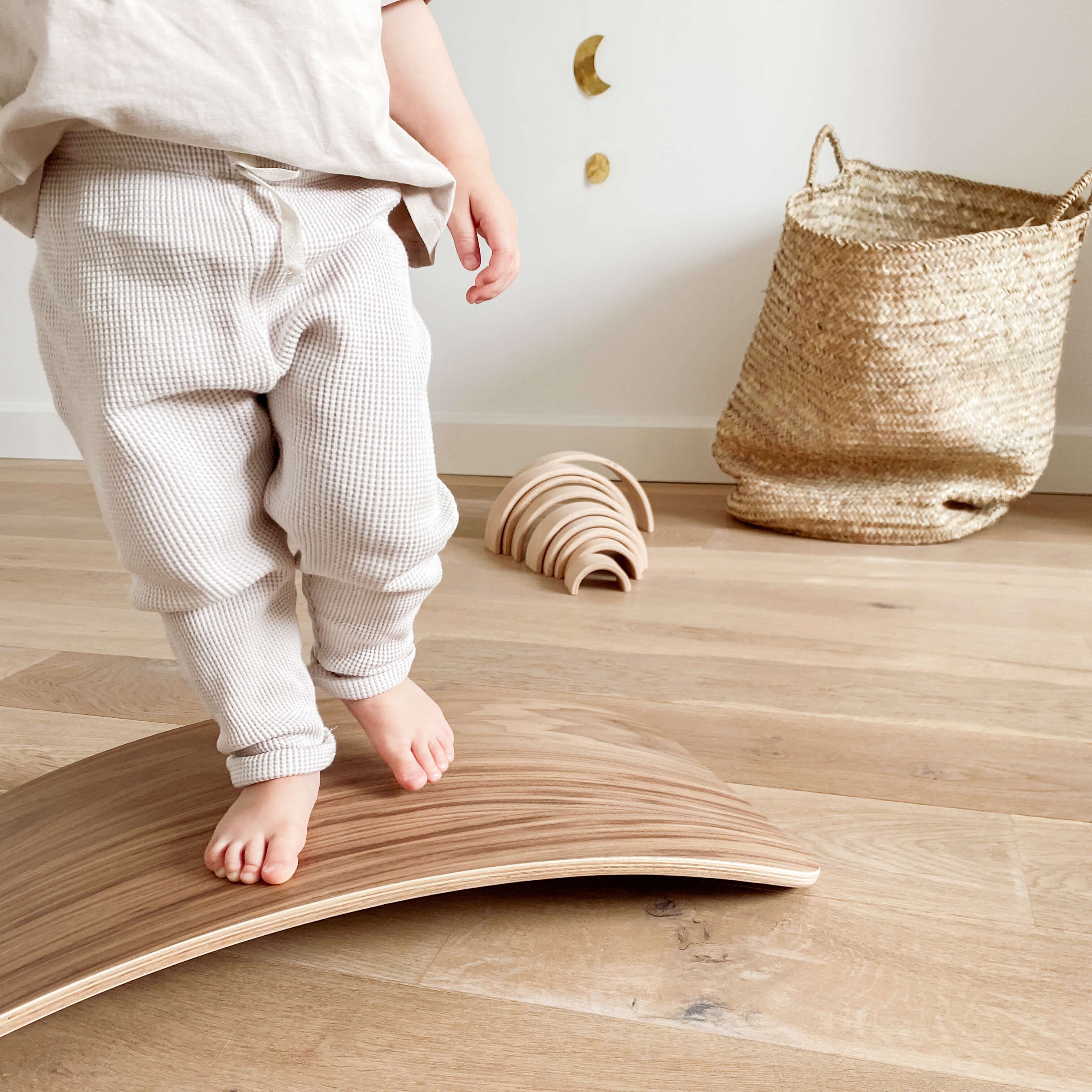 Curve Lab Balance Board mit Kind Walnut