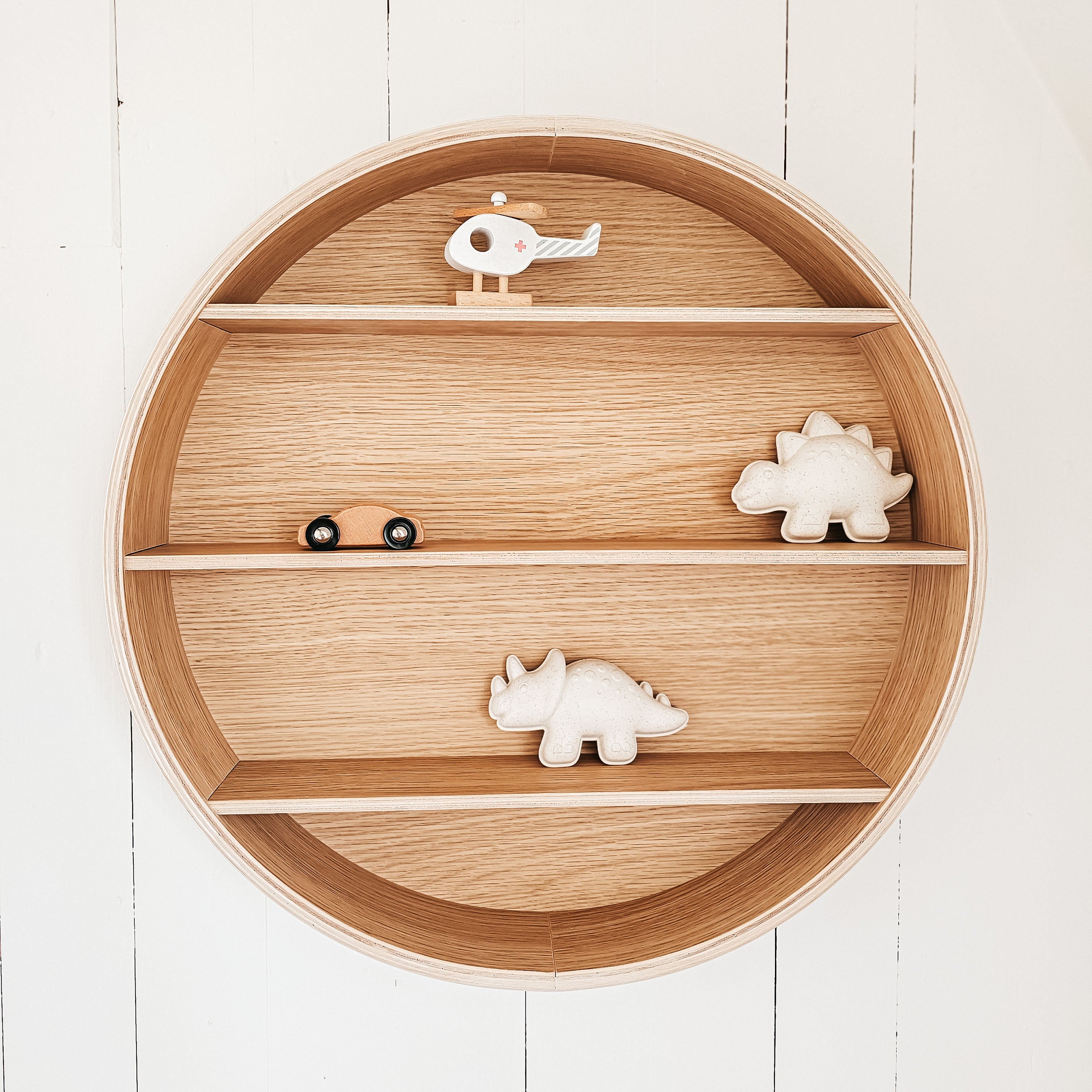 Round Shelf – Montessori Wooden Wall Shelf