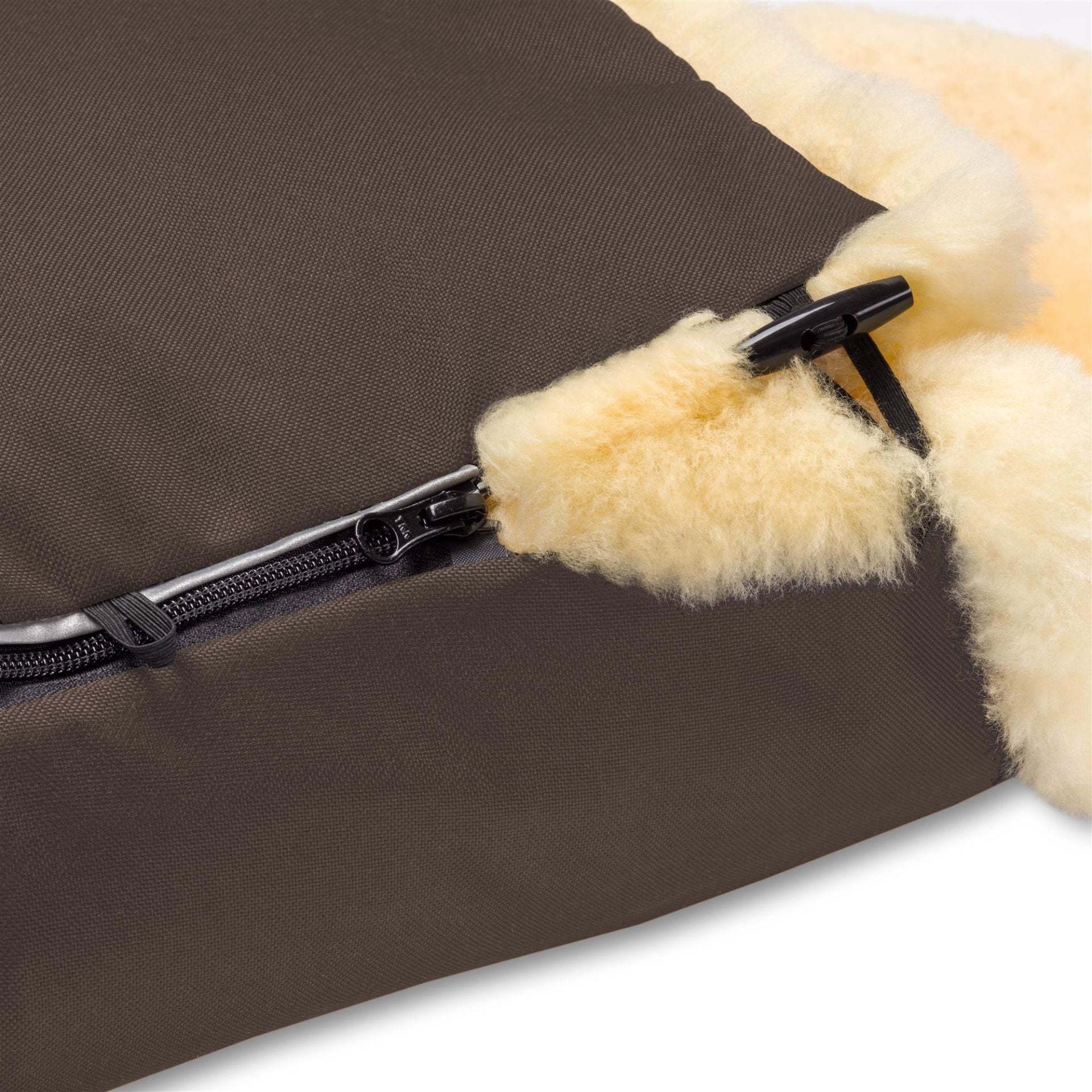 Hofbrucker Lammfellfussack Esikmo Braun