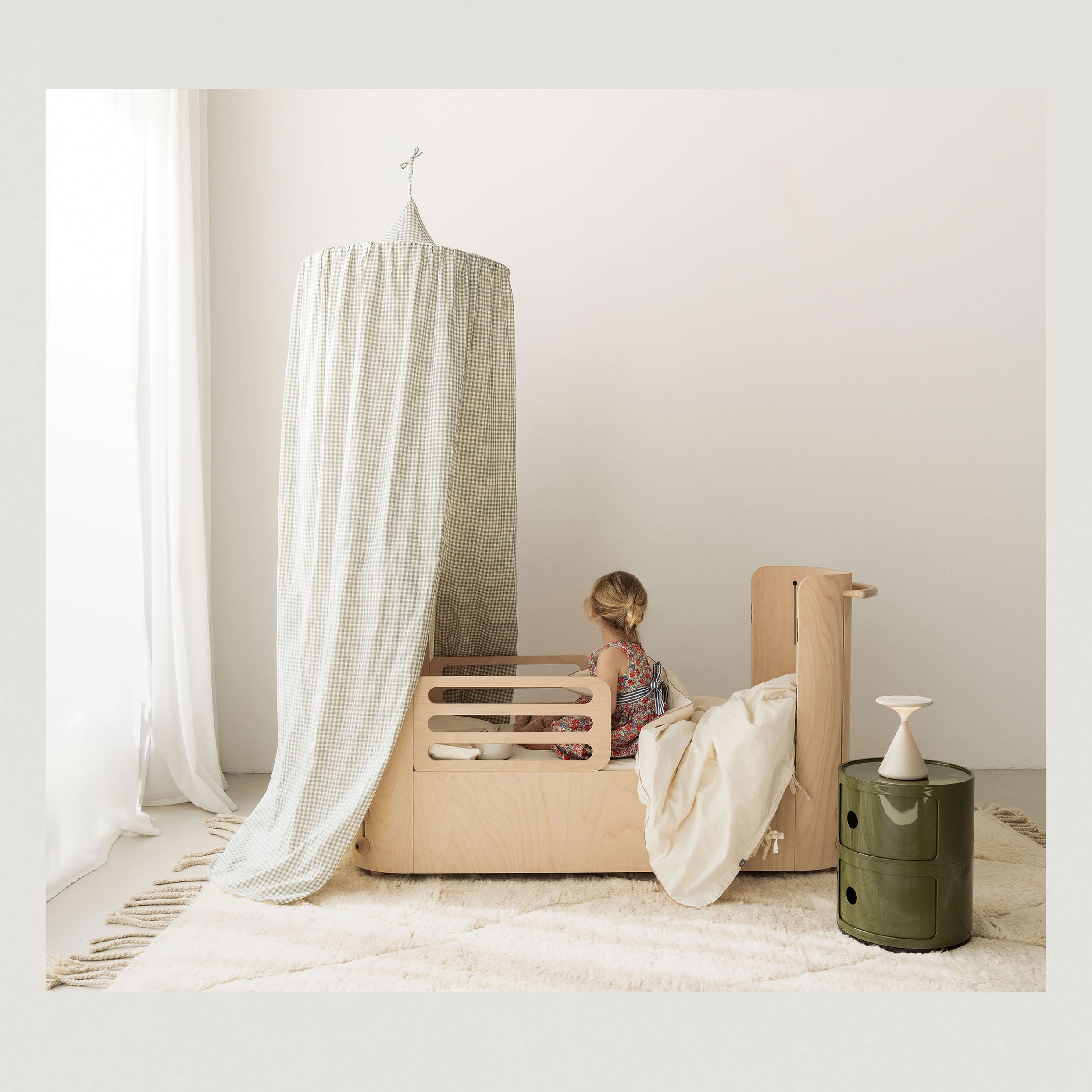 Nani Berlin 4-in-1 Convertible Crib (Inkl. Mattress)