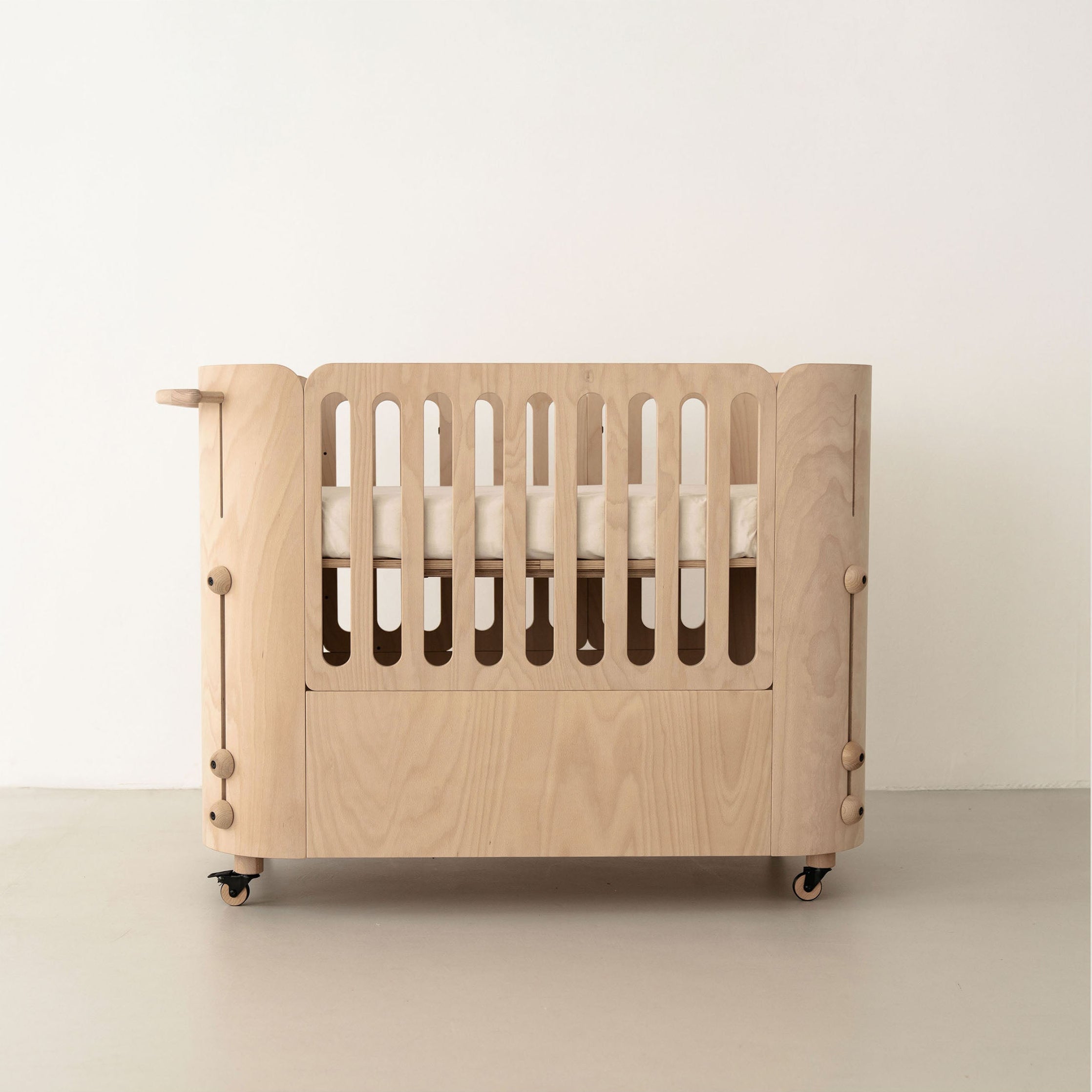Nani Berlin 4-in-1 Kinderbett (inkl. Matratze)