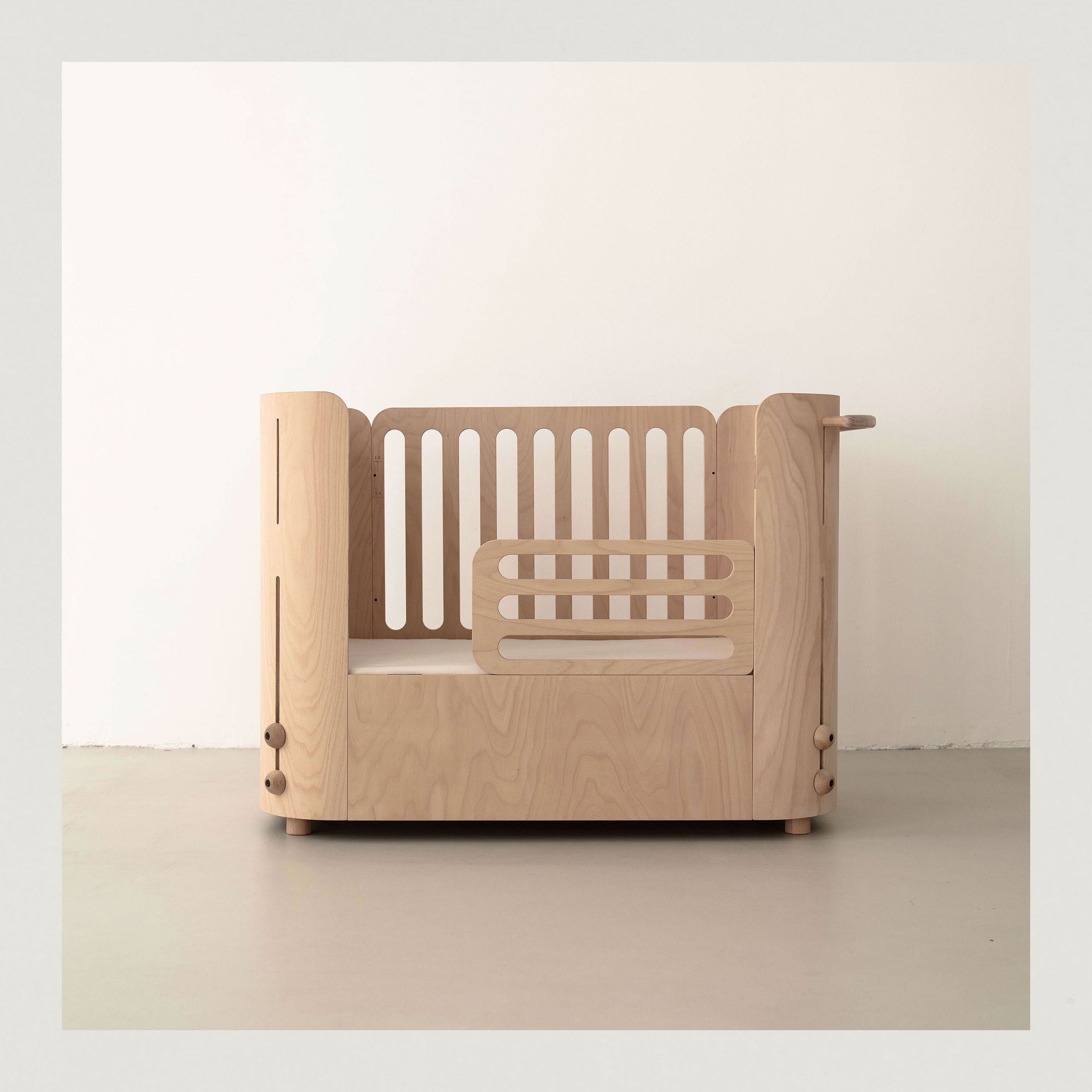 4 in 1 Convertible Crib Without Junior Extension