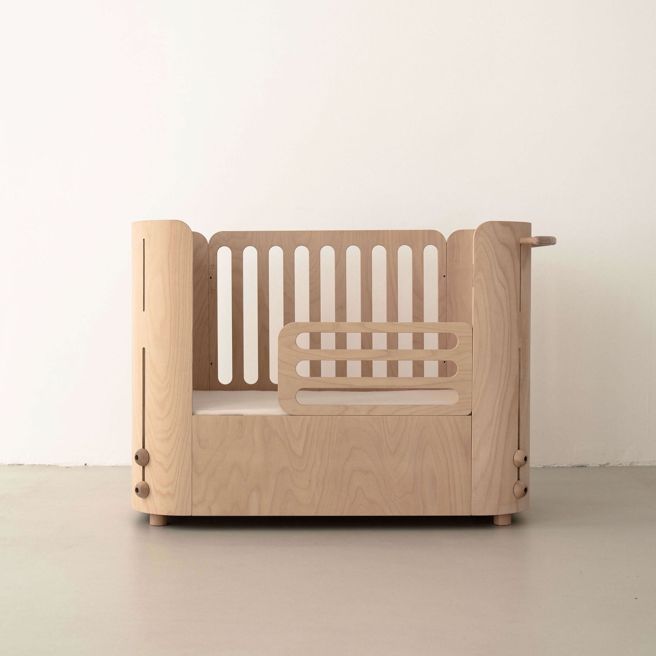 Nani Berlin 4-in-1 Kinderbett (inkl. Matratze)