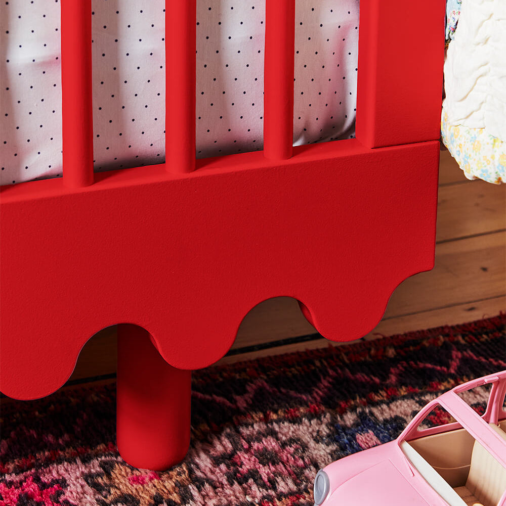 Oeuf Moss Kinderbett rot Nahaufnahme Rahmen