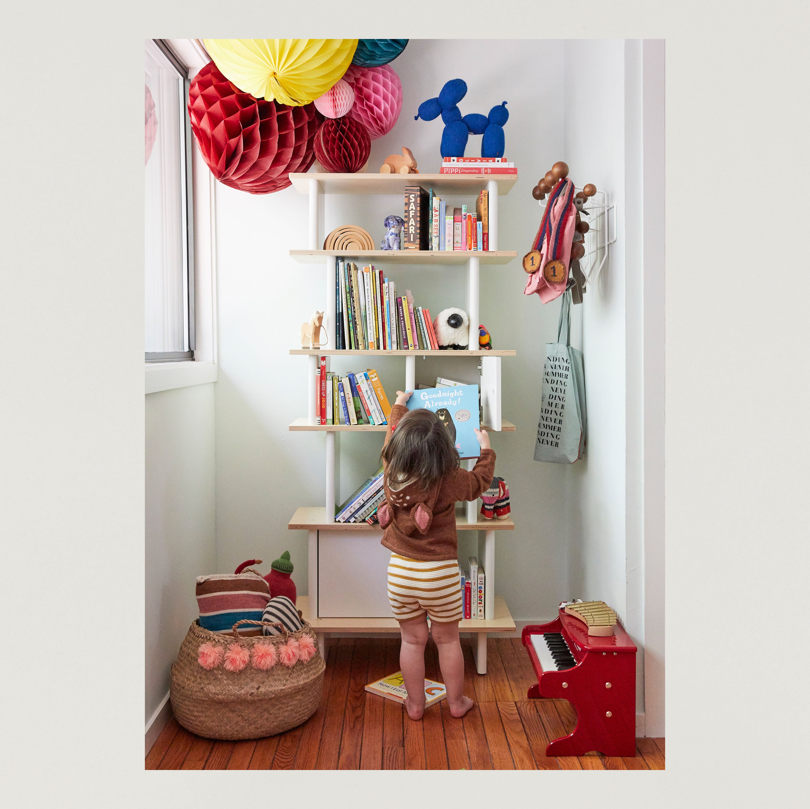 Oeuf Mini Library Vertikal Buche Mood