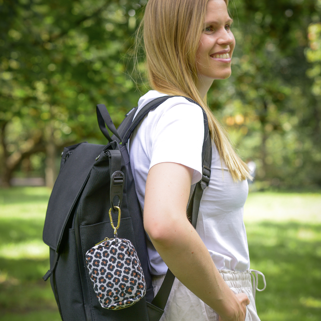 Mini First Aid Kit – Compact emergency kit for families on the go