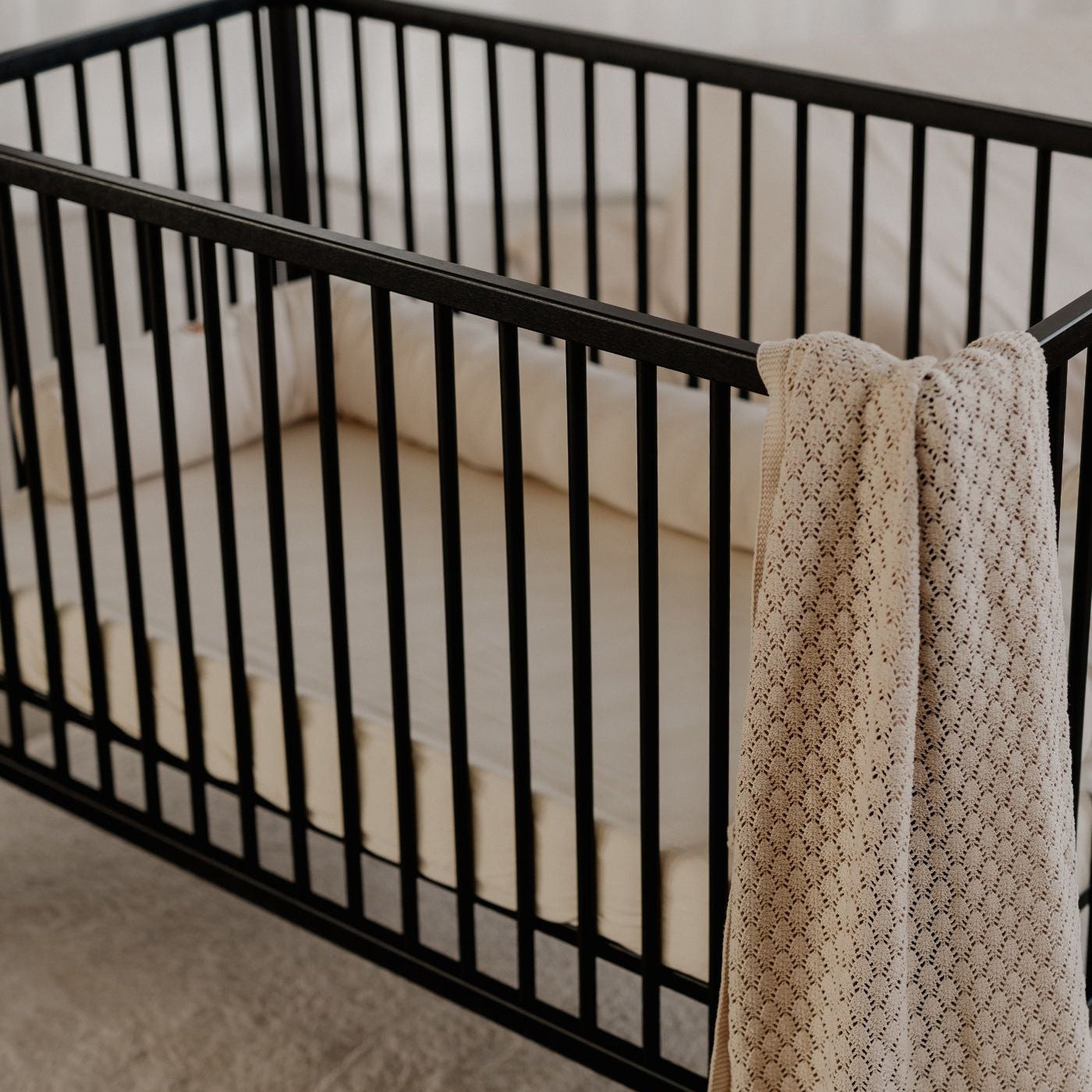 Sämann Beistellbett schwarz