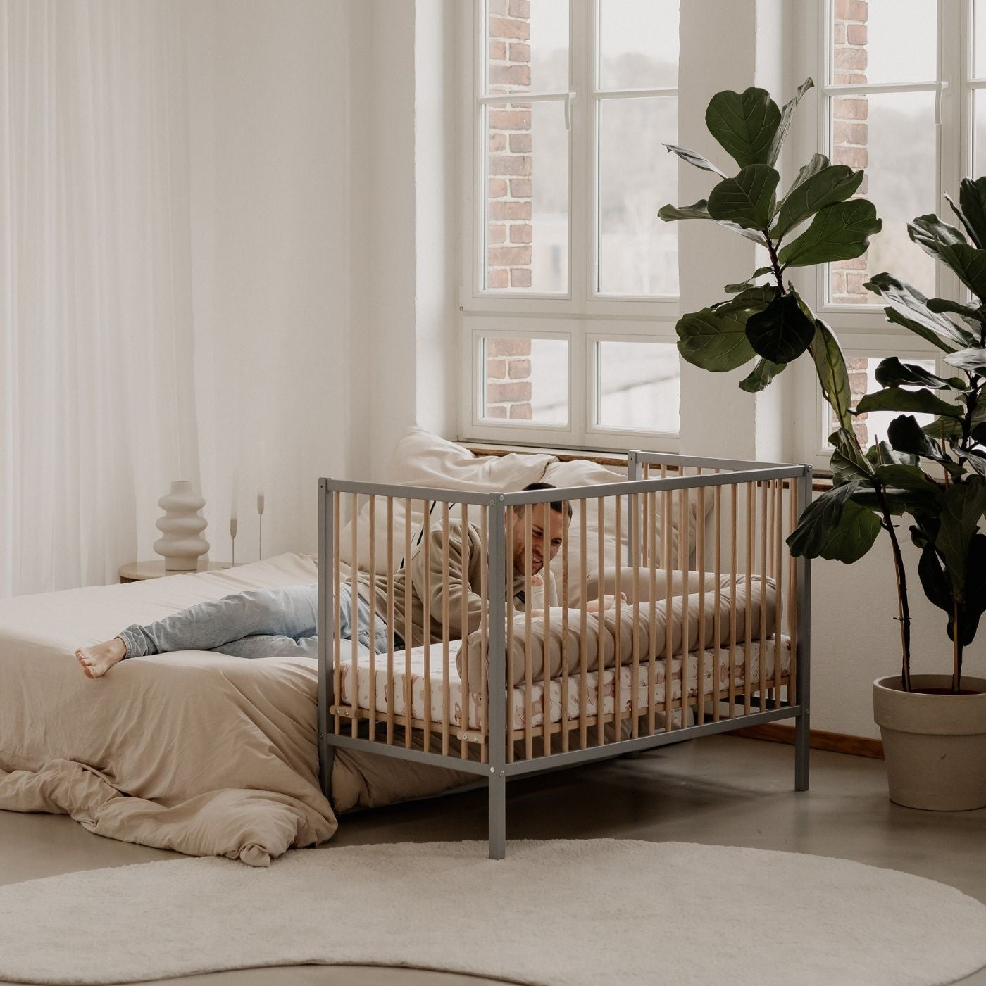 Saemann Beistellbett grau natur