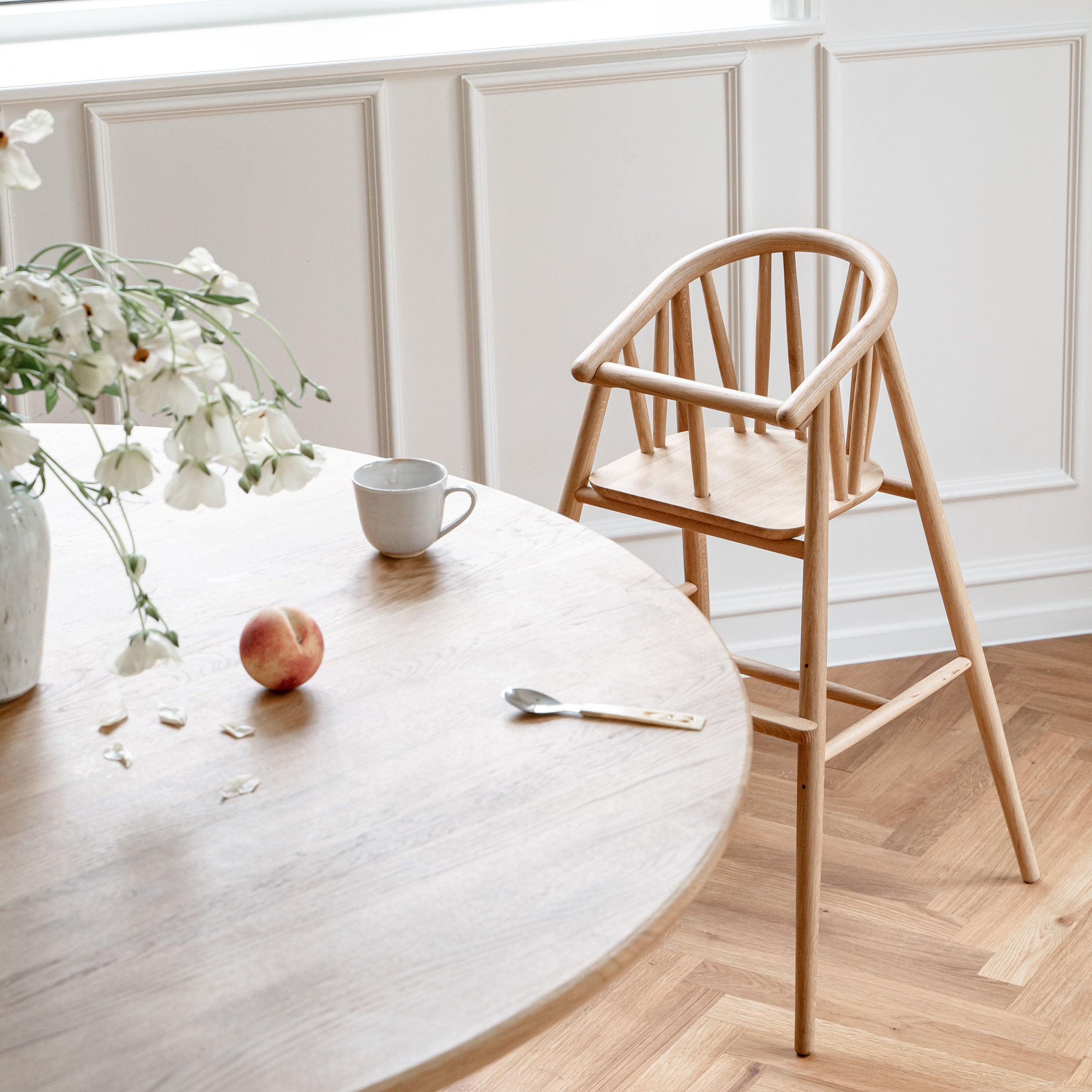 Saga High Chair – Growing with Your Child
