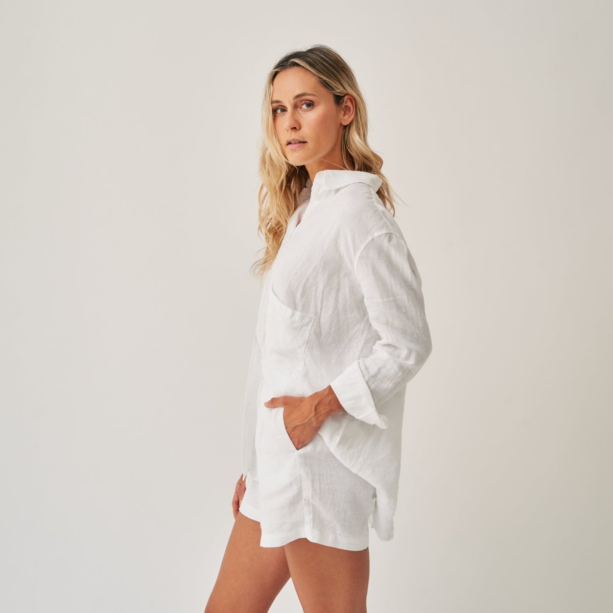The Oversized Linen Shirt - White