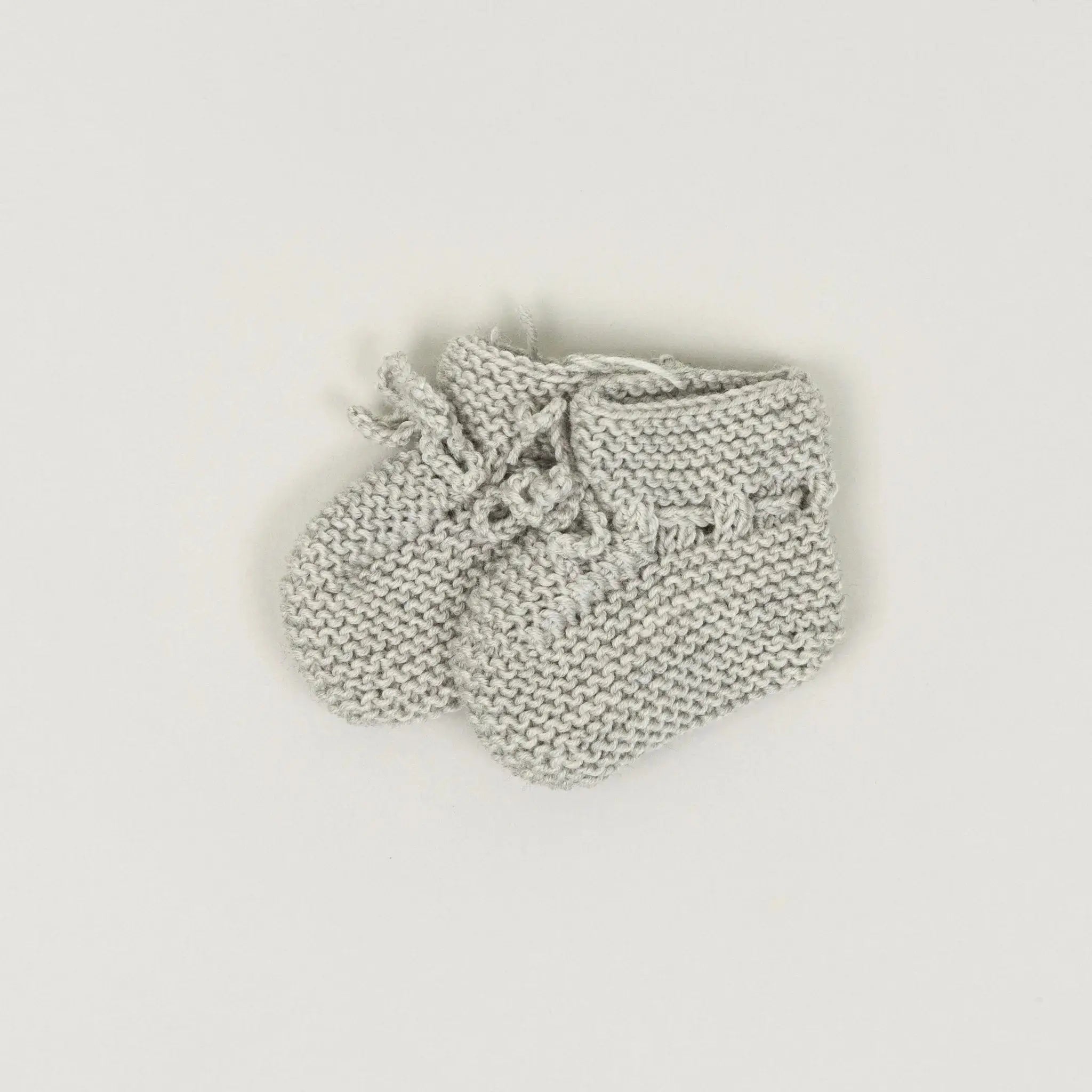 Handgestrickte Baby-Strickschuhe aus Merinowolle BabyBox Collection Handmade
