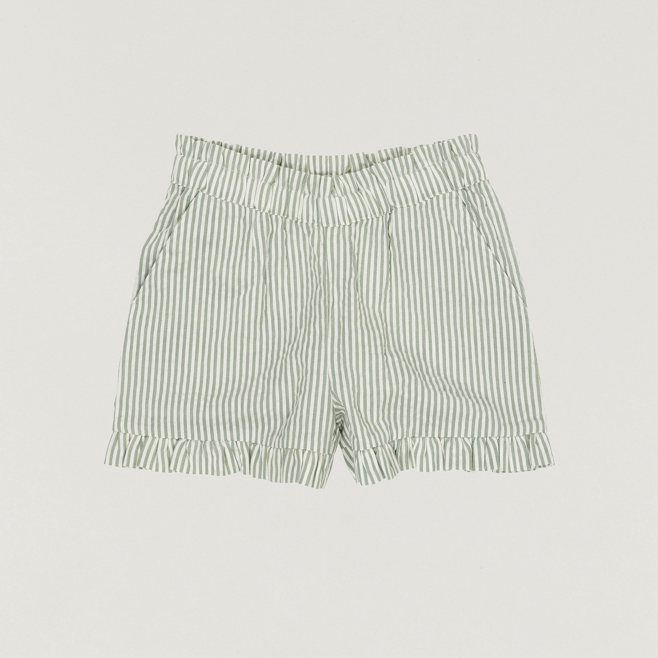 Seersucker shorts with ruffles striped