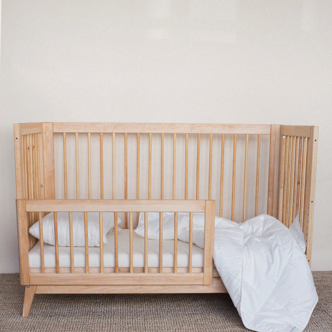 Produktfoto Hogi Babybett mit Rausfallschutz